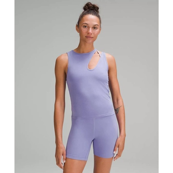 NWT Lululemon Shoulder Cut Out Yoga Tank Top Size 12 Dark Lavender - Picture 1 of 9